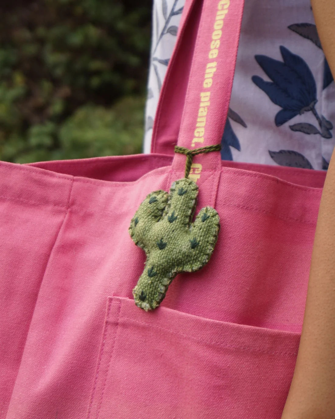 Veskeanheng i resirkulert burlap