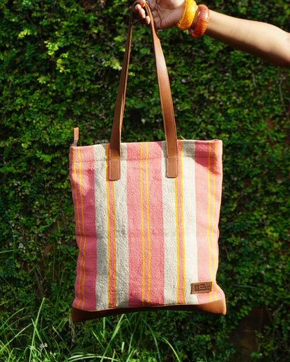 Kalaa Bajaar Book Bag | Håndlaget Jutebag | Naturfarger | Indisk Håndverk