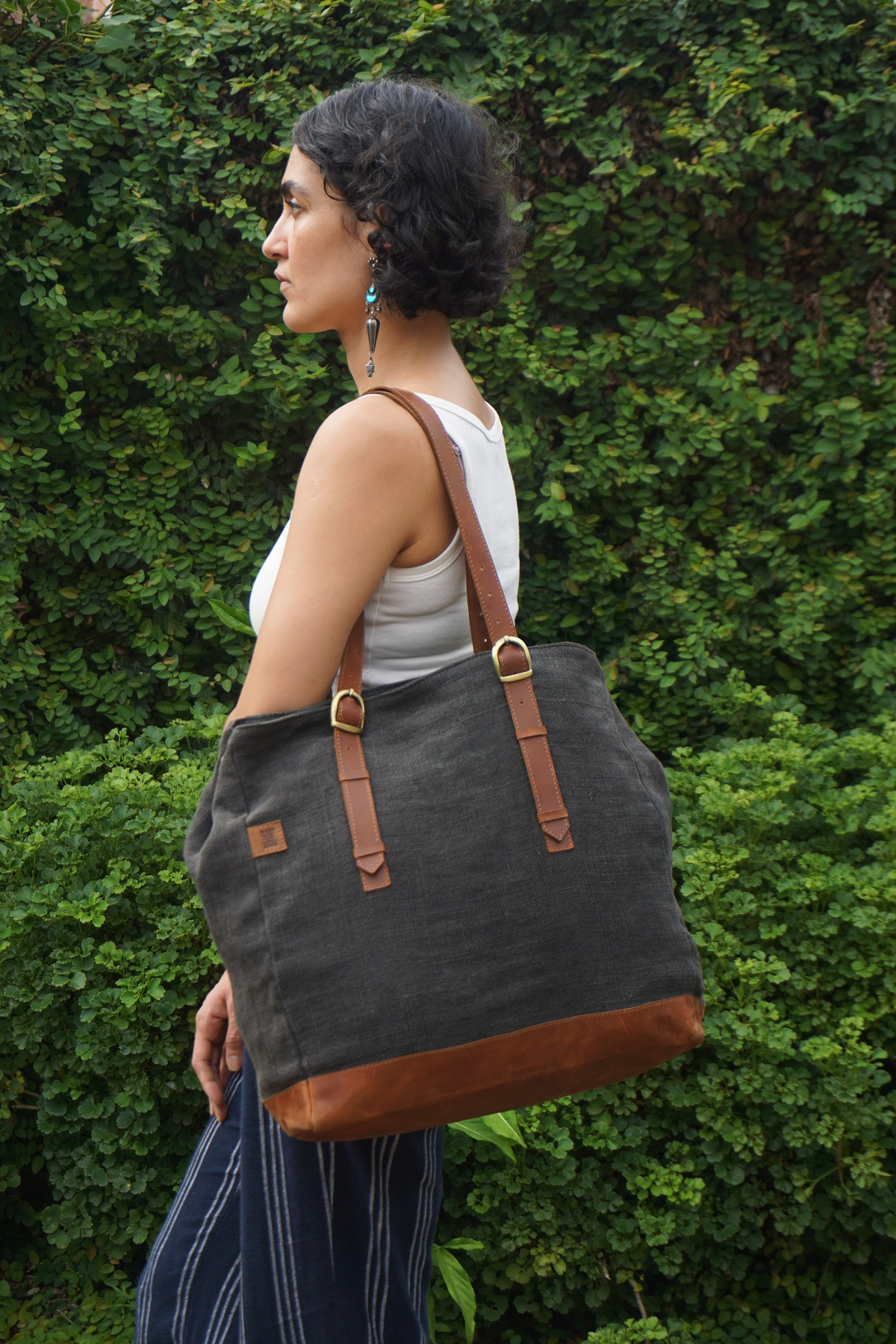 Kalaa Bass Tote | Håndlaget Totebag i Jute | Bærekraftig Indisk Håndverk
