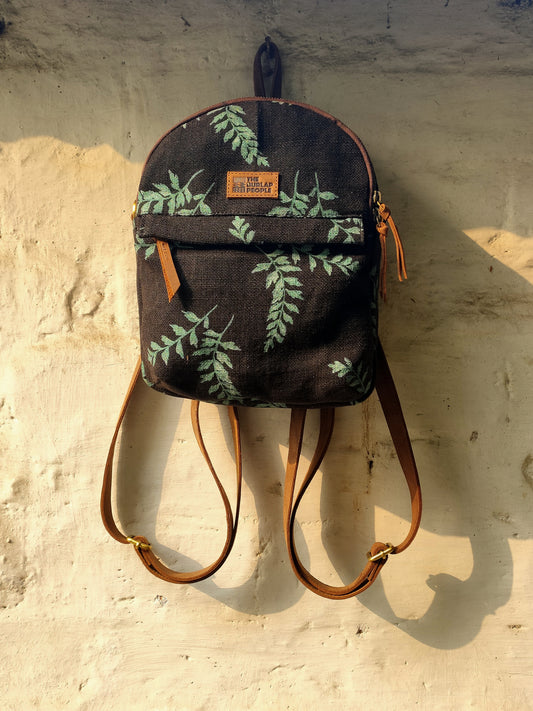 The Lil Sister Backpack | Sustainable 2-in-1 Jute Bag