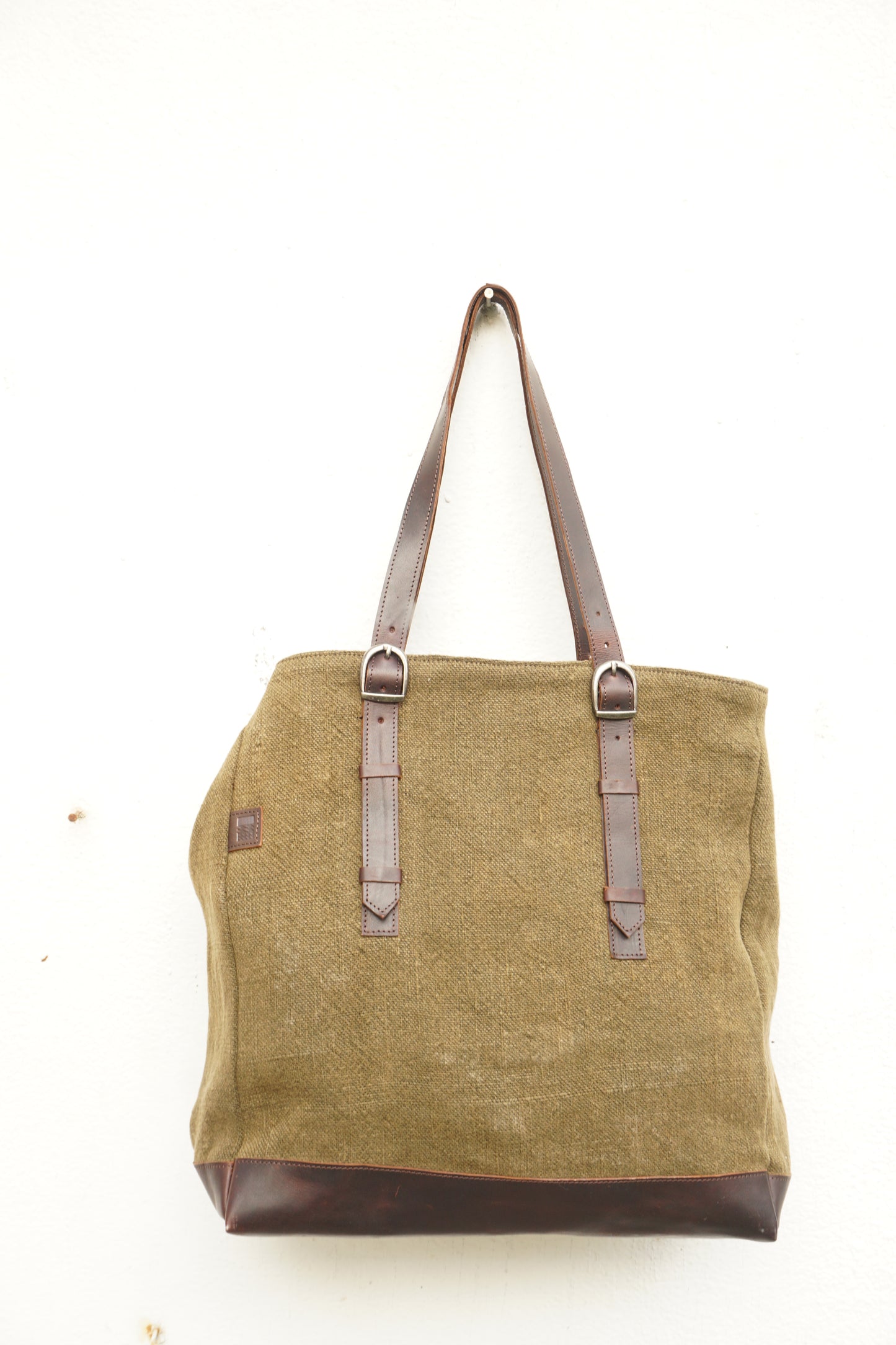 Kalaa Bass Tote | Håndlaget Totebag i Jute | Bærekraftig Indisk Håndverk